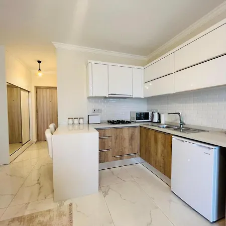 Апартаменты Luxurious Sea View *